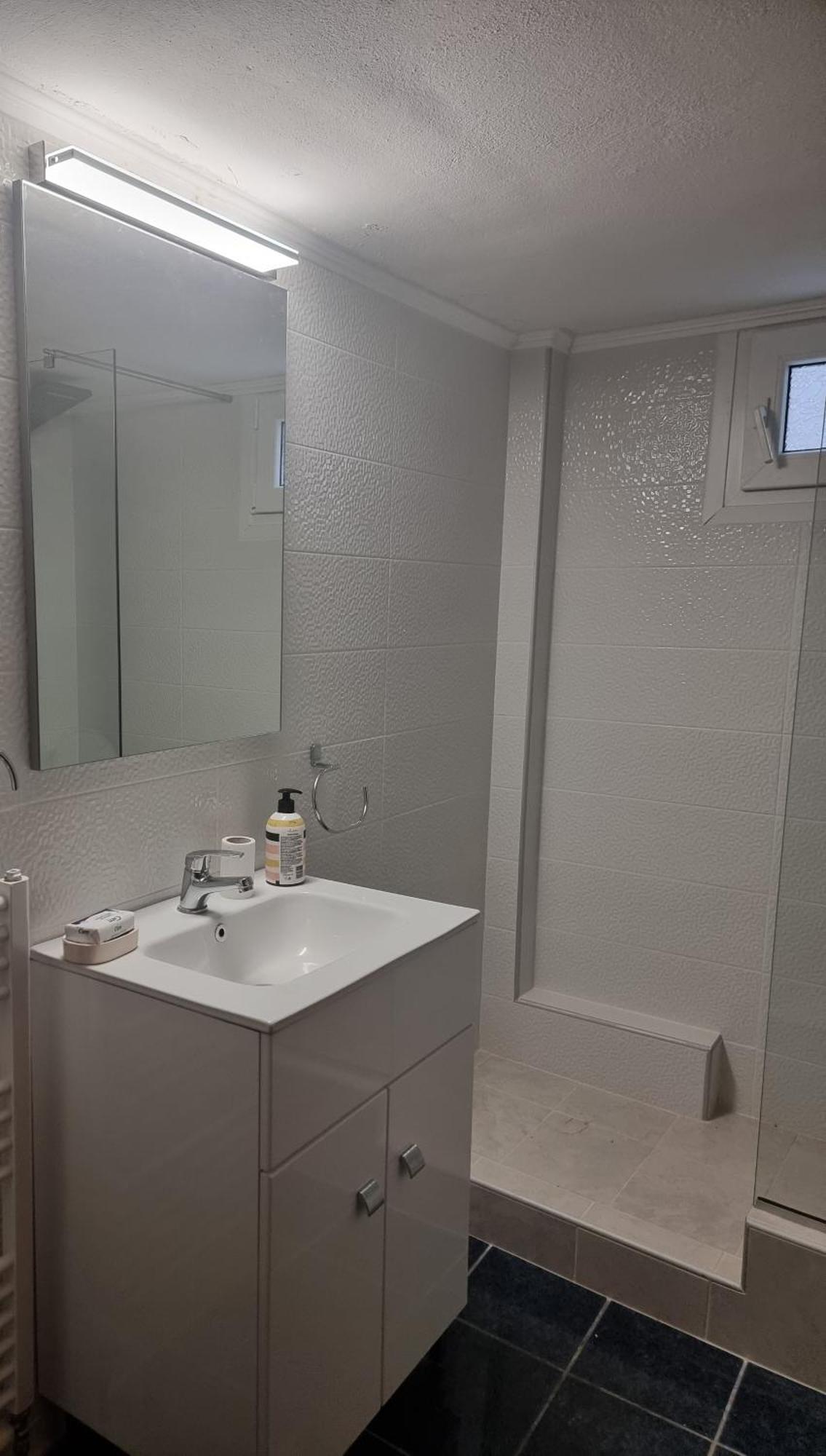 Keramoti Luxury Apartments Bagian luar foto
