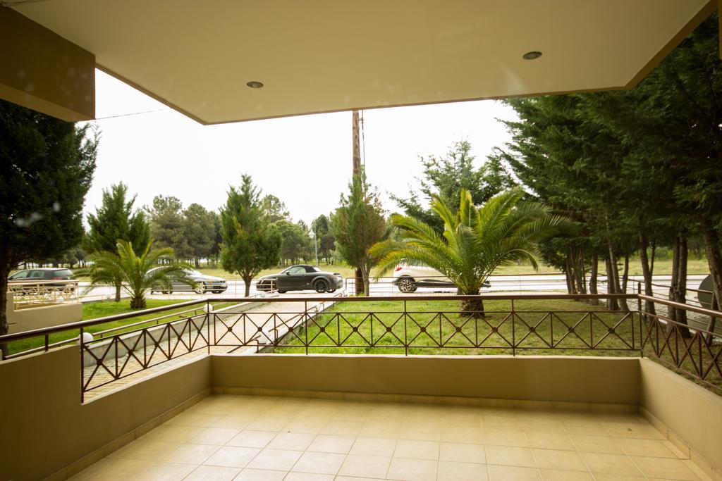 Keramoti Luxury Apartments Bagian luar foto